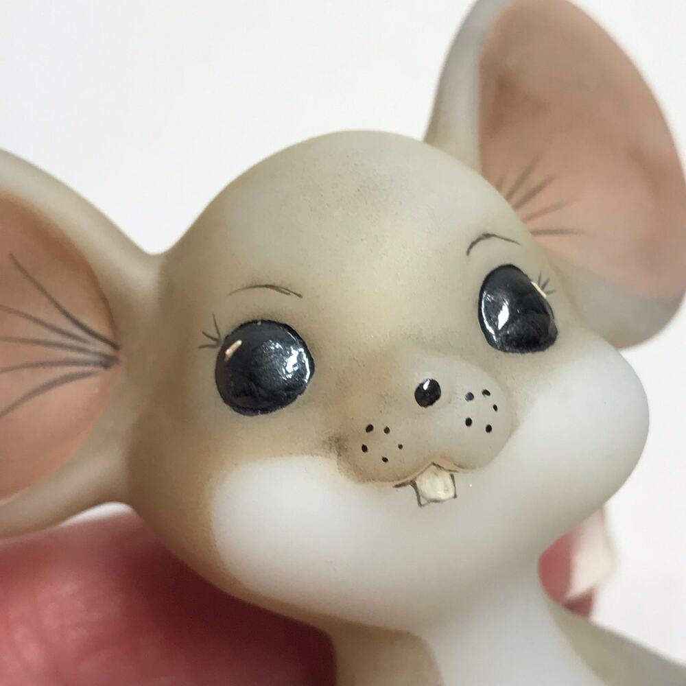 Fenton Mouse Satin Art Glass Brown Mouse Hand Painted Signed Stickers Vintage - Picture 7 of 12